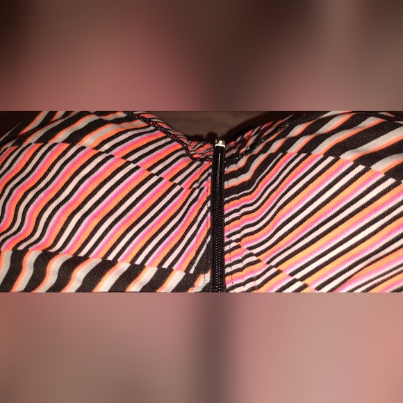 Victorias secret VSX SPORT bra SIZE 34D - Picture 10 of 12